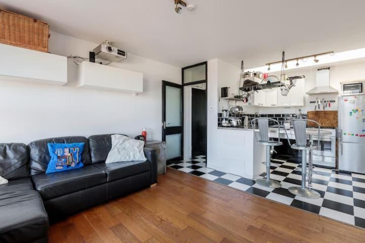 Guestready - Stylish Skyline Views, Londres