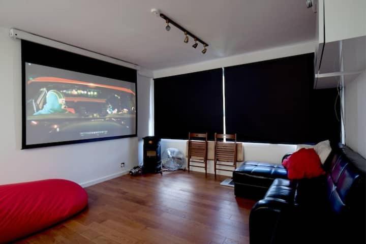 Apartamento Guestready - Stylish Skyline Views, Londres